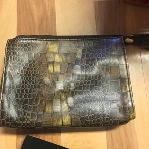 Hand bag